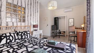 1 bedroom, free WiFi, bed sheets