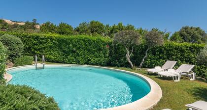 Villa 'Viola Con Piscina E Giardino' mit Meerblick, Privatem Pool und Wi-Fi