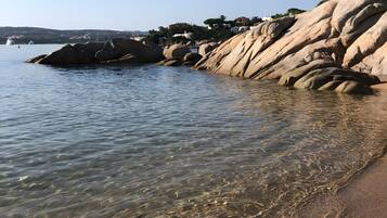 Tæt på stranden
