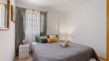 3 habitaciones, tabla de planchar con plancha y wifi gratis