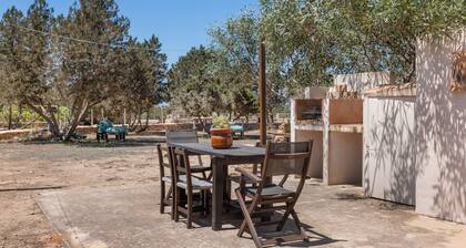Maison "Mussenya 1" avec balcon, Wi-Fi et climatisation