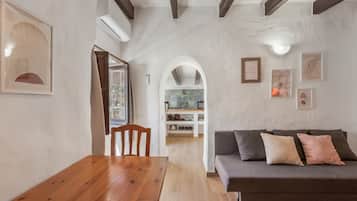 Fernseher, Stereoanlage