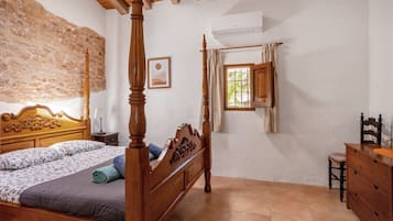 2 habitaciones, tabla de planchar con plancha y wifi gratis