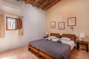 2 habitaciones, tabla de planchar con plancha y wifi gratis 