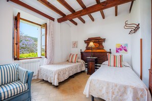 4 soveværelser, strygejern/strygebræt, gratis Wi-Fi, sengetøj