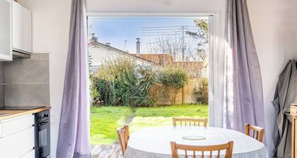 Villa '190, Chic, Sobre, Plage à Pied, 6 P' avec terrasse privée et jardin privé