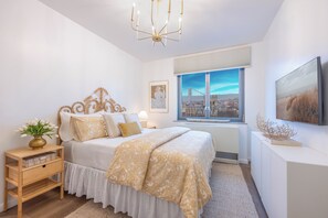 2 bedrooms, desk, iron/ironing board, free WiFi