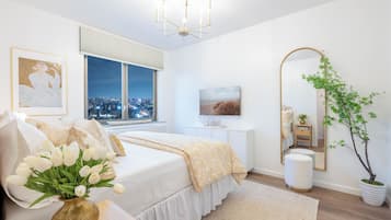 2 bedrooms, desk, iron/ironing board, free WiFi