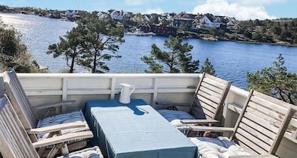 3 bedroom awesome home in Søgne