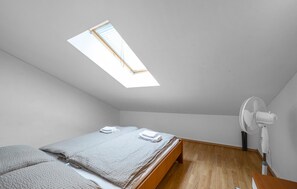 5 bedrooms, in-room safe, iron/ironing board, free WiFi