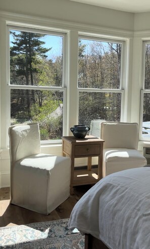 Iron/ironing board, free WiFi - The Trident Inn (Ogunquit)