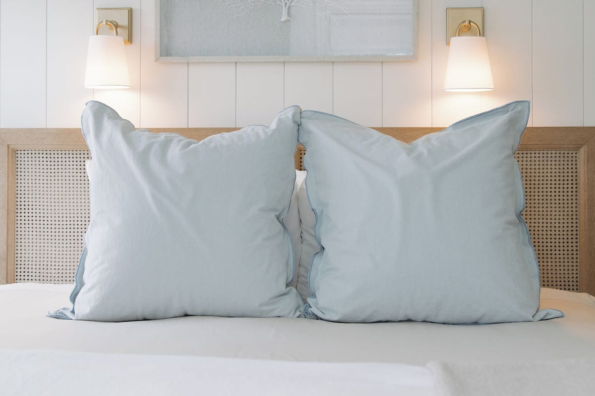 Setrika/meja setrika dan Wi-Fi gratis