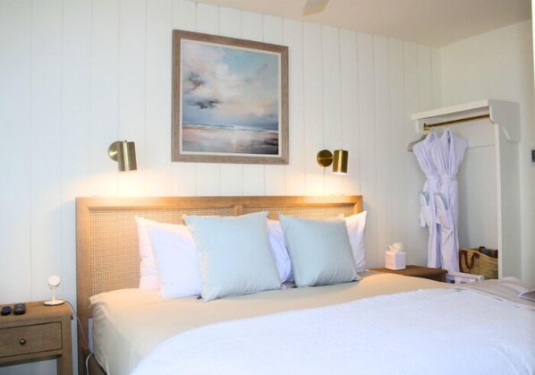 Signature Suite, Partial Ocean View | Iron/ironing board, free WiFi - The Trident Inn (Ogunquit)