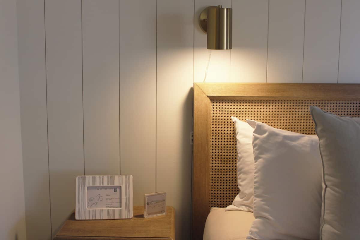 Setrika/meja setrika dan Wi-Fi gratis