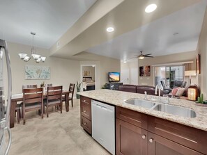 Interior - Ground Floor 3 BDR. Heated Comm Pool! (Mesa)