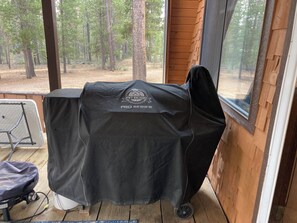 Spa - Charming 3-bedroom cabin in brilliant Cresent Lake with WiFi (Cresent Lake)