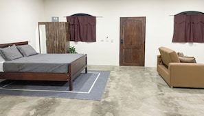 Traditional Studio Suite, 1 Queen Bed with Sofa bed, Patio | Iron/ironing board, free WiFi, bed sheets - Tres Cielos Cabanas (Playa Las Hojas)