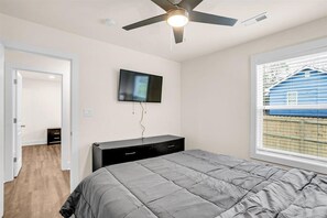 3 bedrooms, free WiFi, bed sheets