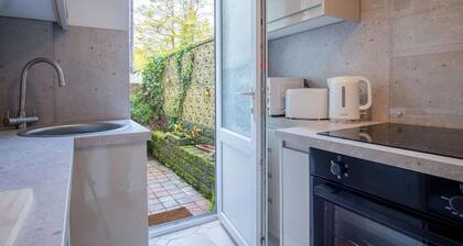 Sea Breeze Apt 1 - 1 Bedroom - Horton Beach