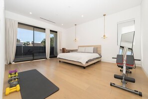 5 Schlafzimmer, Bügeleisen/Bügelbrett, WLAN, Bettwäsche