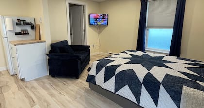 Fully furnished studio apartment in Pittsford, small dog approved