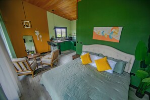 1 chambre, fer et planche à repasser, accès au Wi-Fi (inclus)