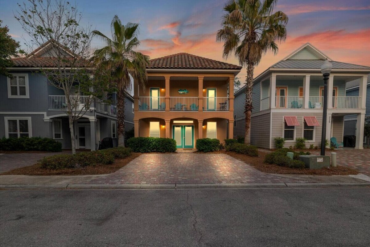 Photo 10 of So Stinkin Cute - New Listing! Lagoon Pool, Pac-Man & Beach Paradise