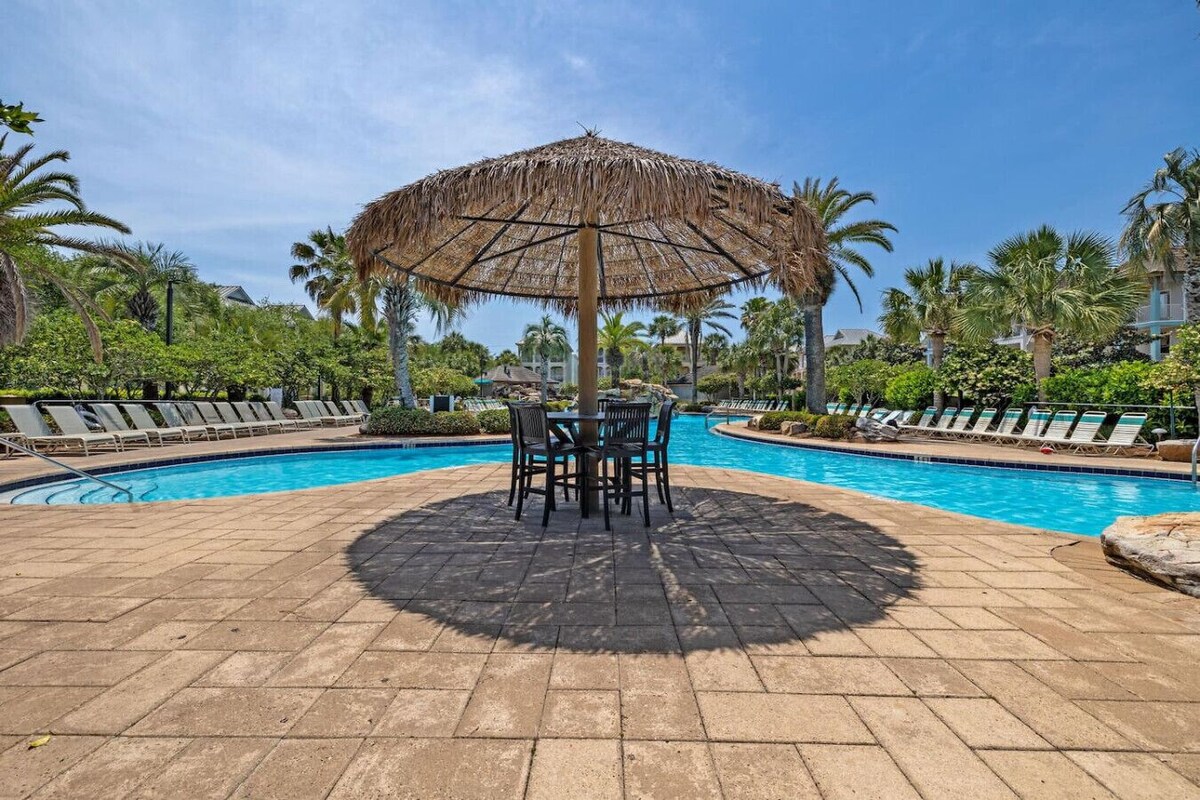 Photo 8 of So Stinkin Cute - New Listing! Lagoon Pool, Pac-Man & Beach Paradise