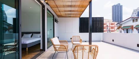 Villa, 5 chambres, accessible aux personnes à mobilité réduite, fumeur | Balcon
