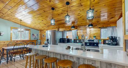 Cozy Cabin w/ access to Big St. Germain Lake & shared resort amenities!