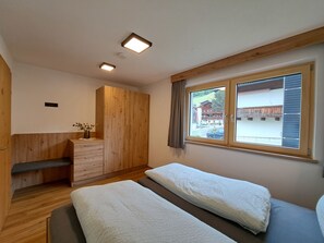 1 bedroom, Internet
