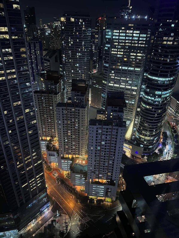 City view - Air Residences Makati by KSuites (Makati)