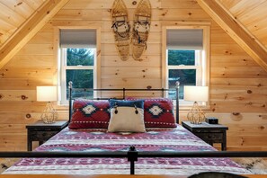 2 bedrooms, iron/ironing board, free WiFi, bed sheets - Timberframe North- Charming Chalet in the Mountains of Maine (Bethel)