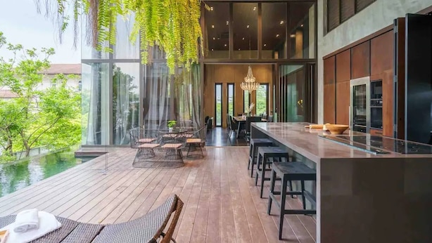 Villa, 5 Bedrooms, Accessible, Smoking | Dining - Luxury Modern Pool Jacuzzi Villa 5BR Thonglor (Bangkok)