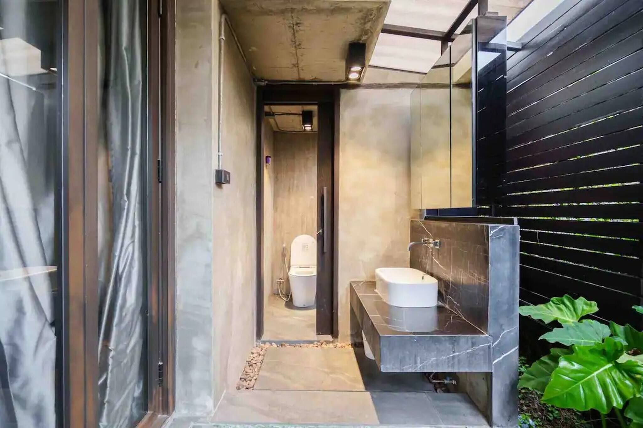 วิลล่า, 5 ห้องนอน, พร้อมสิ่งอำนวยความสะดวกสำหรับผู้พิการ, สูบบุหรี่ได้ | ห้องน้ำ