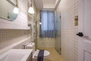 Villa, 4 habitaciones, alberca privada | Baño