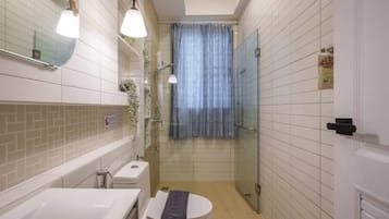 Villa, 4 Schlafzimmer, eigener Pool | Badezimmer