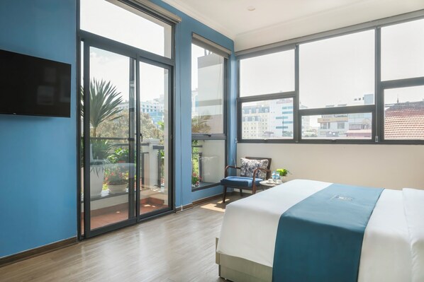 Premium Apartment, 1 Bedroom, Kitchen, City View | Desk, blackout drapes, iron/ironing board, free WiFi