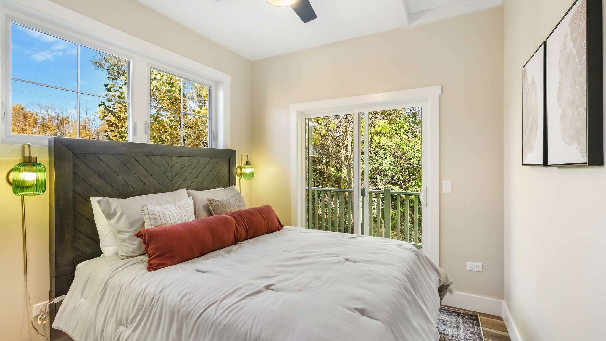 2 slaapkamers, een strijkplank/strijkijzer, gratis wifi, beddengoed