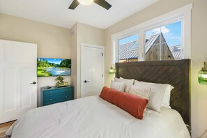 2 chambres, fer et planche à repasser, Wi-Fi gratuit, draps fournis