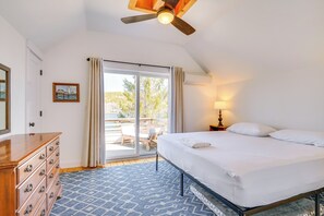 3 bedrooms, iron/ironing board, internet