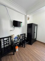 Ropa de cama hipoalergénica, minibar y wifi gratis