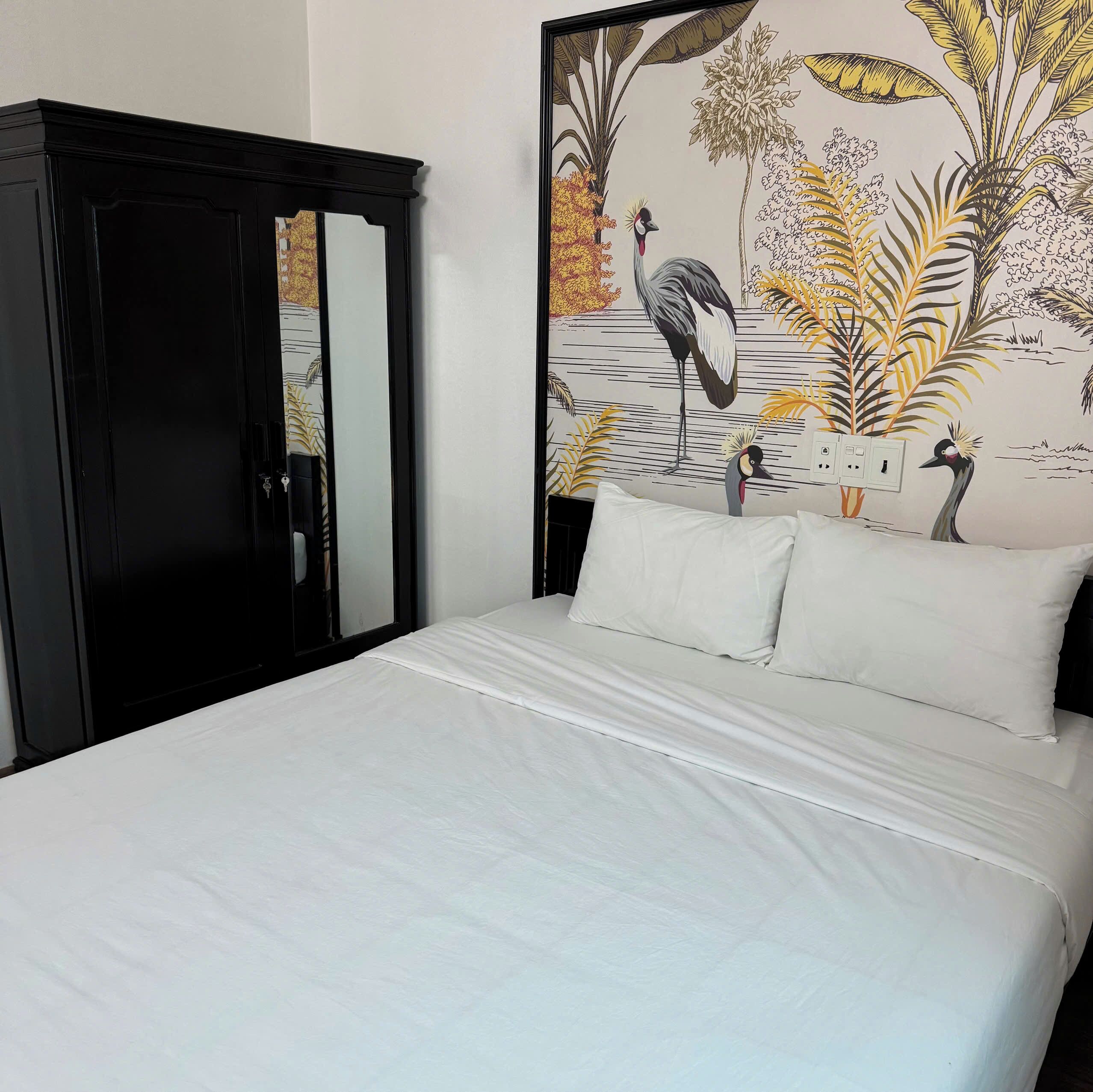 ملاءات للفراش لا تسبب الحساسية وميني بار وواي فاي مجانًا