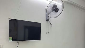 标准房, 1 张大床, 城市景观 | 防过敏的被褥、迷你吧、免费 WiFi