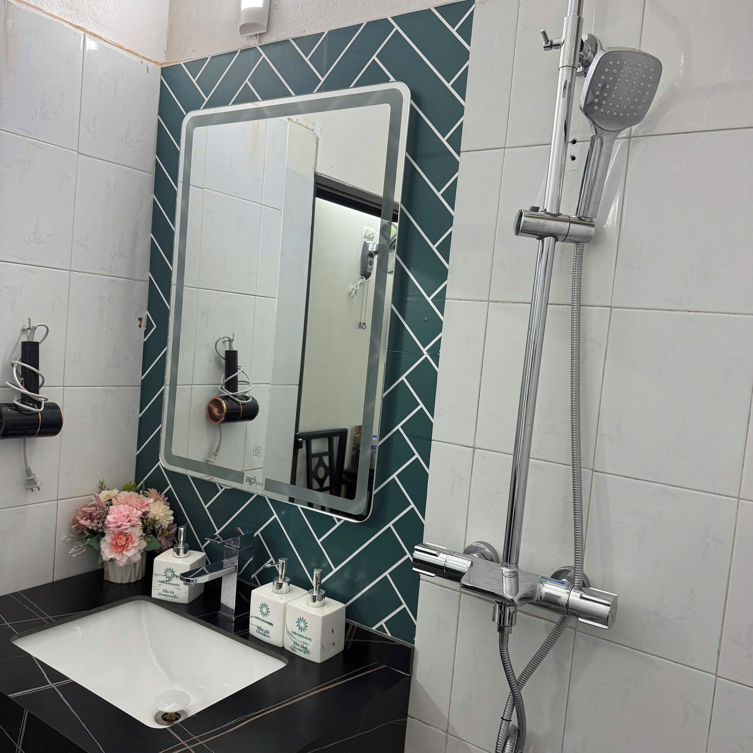 Standardzimmer, 1 Queen-Bett, Stadtblick | Badezimmer