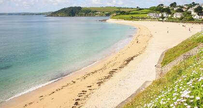 Falmouth Bay 1