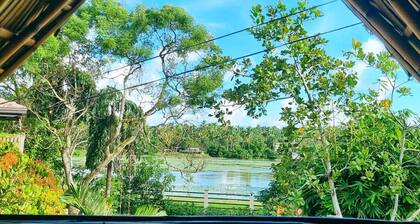 Romantic Bamboo Retreat with Lake View - Private & Peaceful Nature Stay
