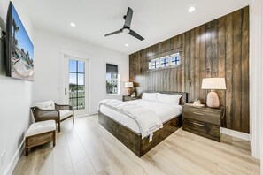 4 Schlafzimmer, Bügeleisen/Bügelbrett, Internetzugang, Bettwäsche