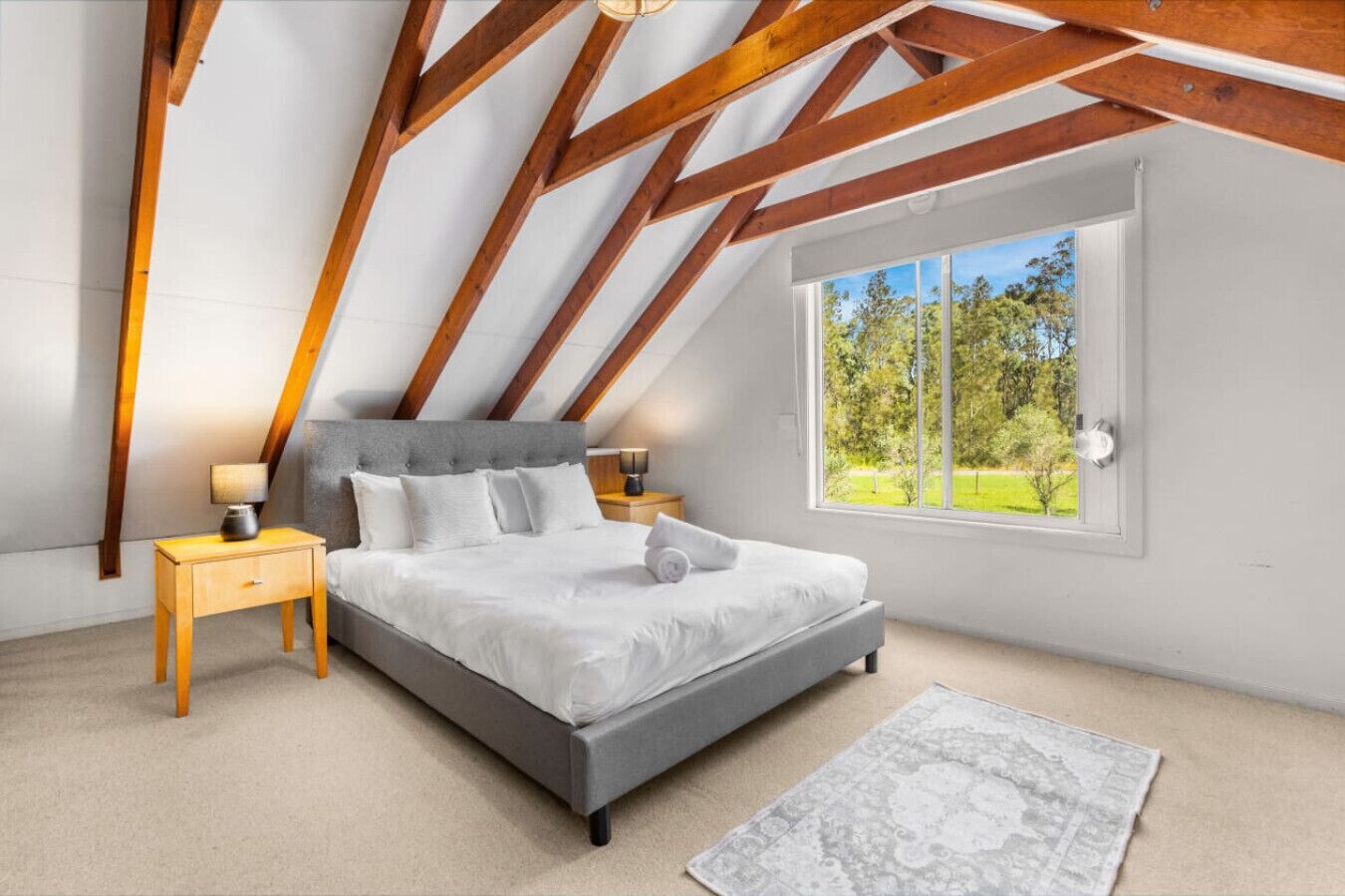 3 soverom, skrivebord, strykejern/-brett og wi-fi