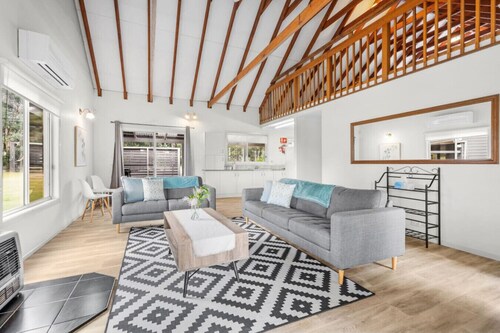Madigan Cottages | Australiana Cottage